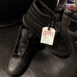 VANS MADE FOR THE MAKERS LEATHER SH8-HI’S